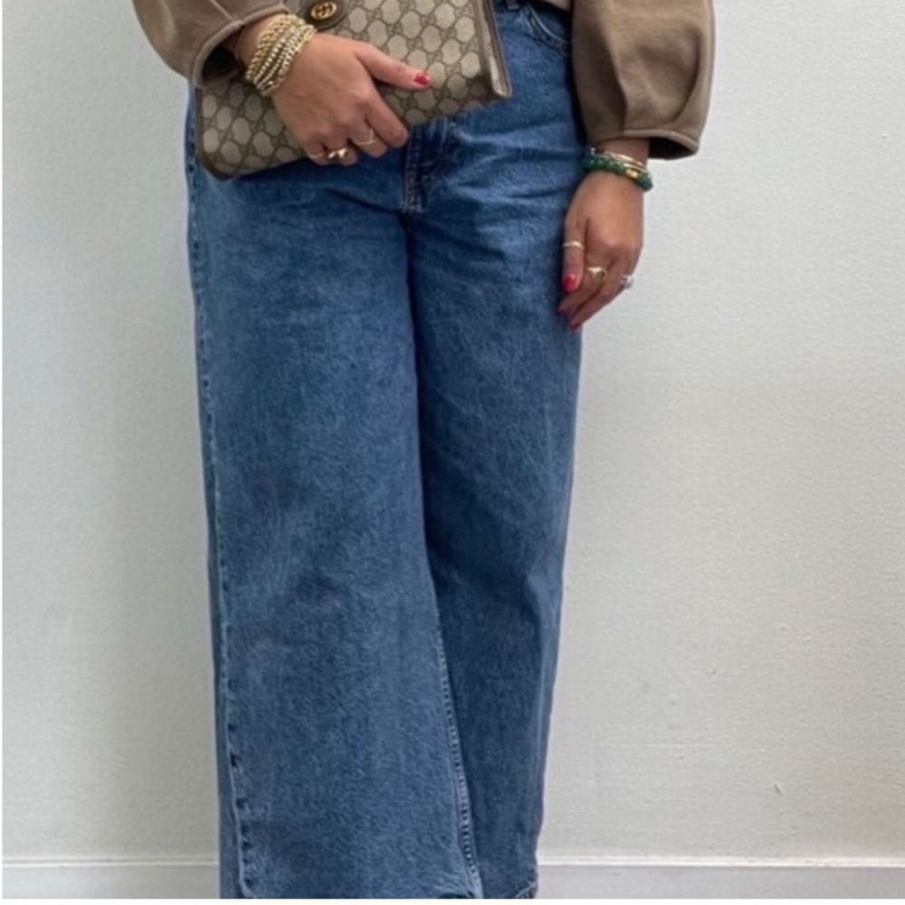 Gucci Monogram Clutch, Authentic. Euc - image 2